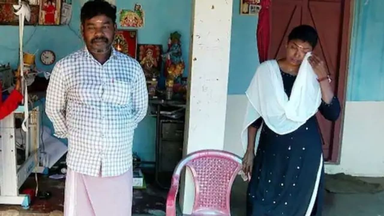 പാലക്കാട്ടെ ഊരുവിലക്ക്: കേസെടുത്ത് മനുഷ്യാവകാശ കമീഷൻ, റിപ്പോര്‍ട്ട് സമര്‍പ്പിക്കാന്‍ എസ്‍പിക്ക് നിര്‍ദ്ദേശം