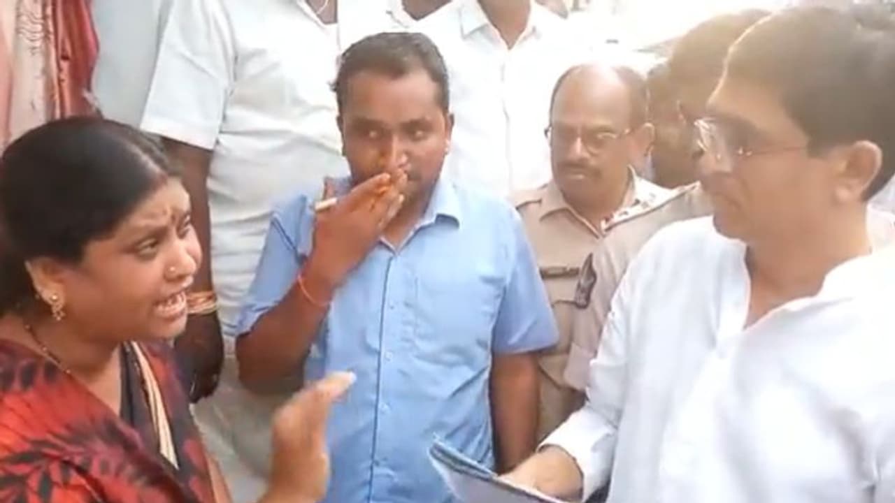 సొంత నియోజకవర్గంలో మంత్రి బుగ్గనను ప్రశ్నించిన మహిళ.. వైరల్ అవుతున్న వీడియో.. 