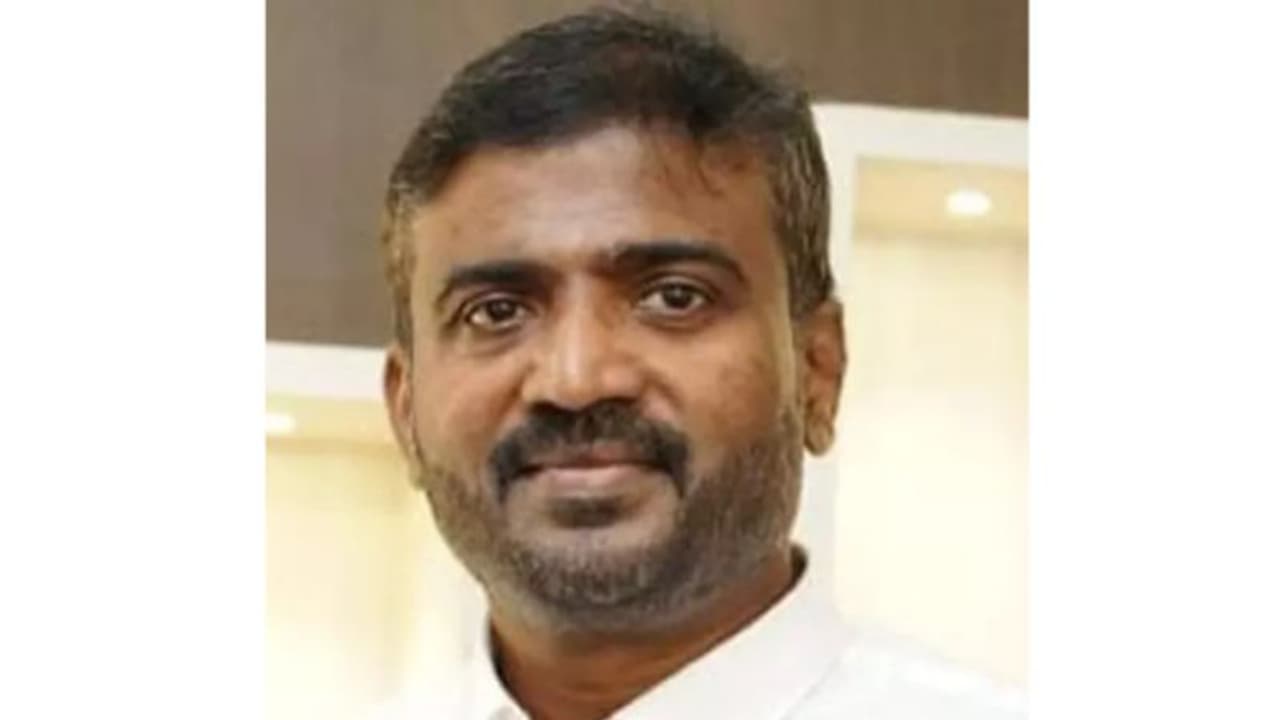 യുഎഇയില് ചികിത്സയിലായിരുന്ന മലയാളി നിര്യാതനായി യുഎഇയില് ചികിത്സയിലായിരുന്ന മലയാളി നിര്യാതനായി