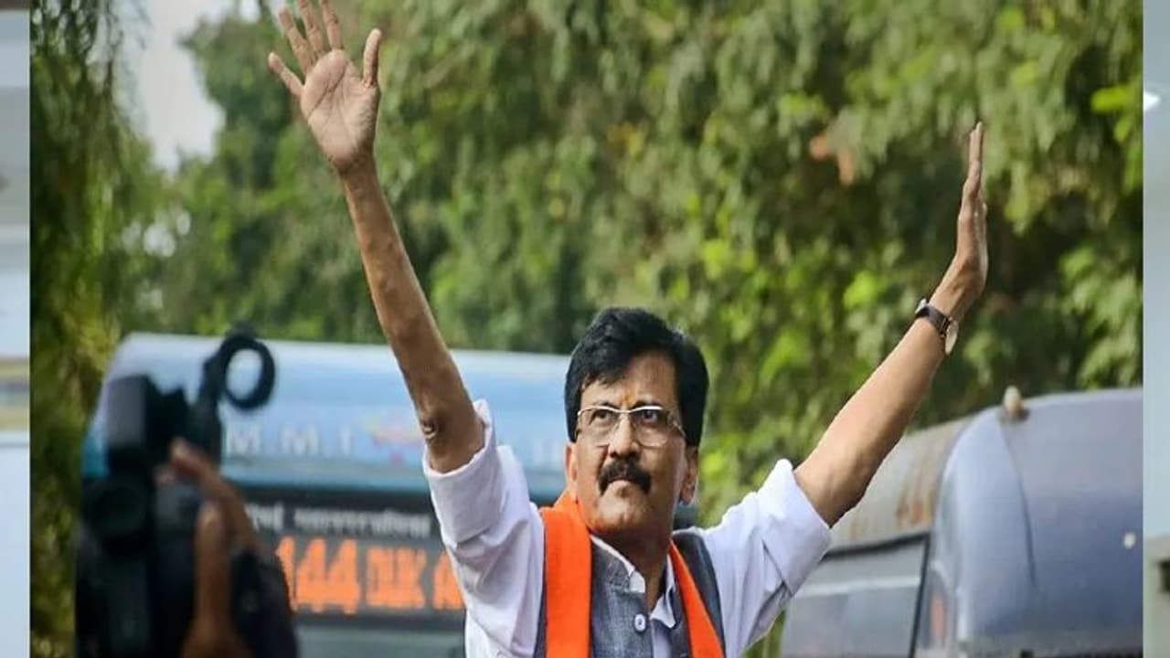 సంజయ్ రౌత్కు భారీ షాక్.. ఆ కేసులో నాన్ బెయిలబుల్ వారెంట్ .. సంజయ్ రౌత్కు భారీ షాక్.. ఆ కేసులో నాన్ బెయిలబుల్ వారెంట్ ..