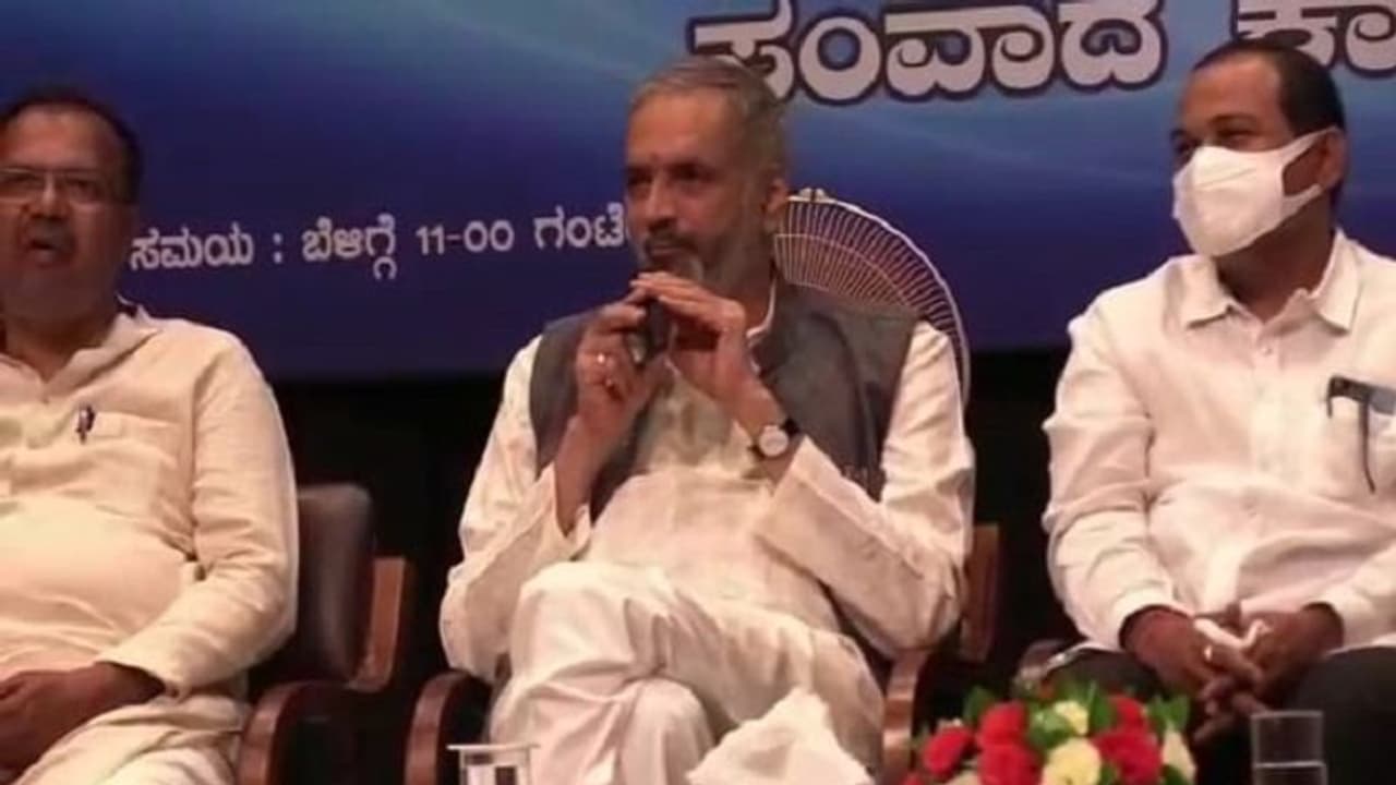 ಪಕ್ಷಾಂತರ ನಿಷೇಧ ಕಾಯ್ದೆ ಇನ್ನಷ್ಟು ಬಲಪಡಿಸಬೇಕು: ಕಾಗೇರಿ ಅಭಿಪ್ರಾಯ