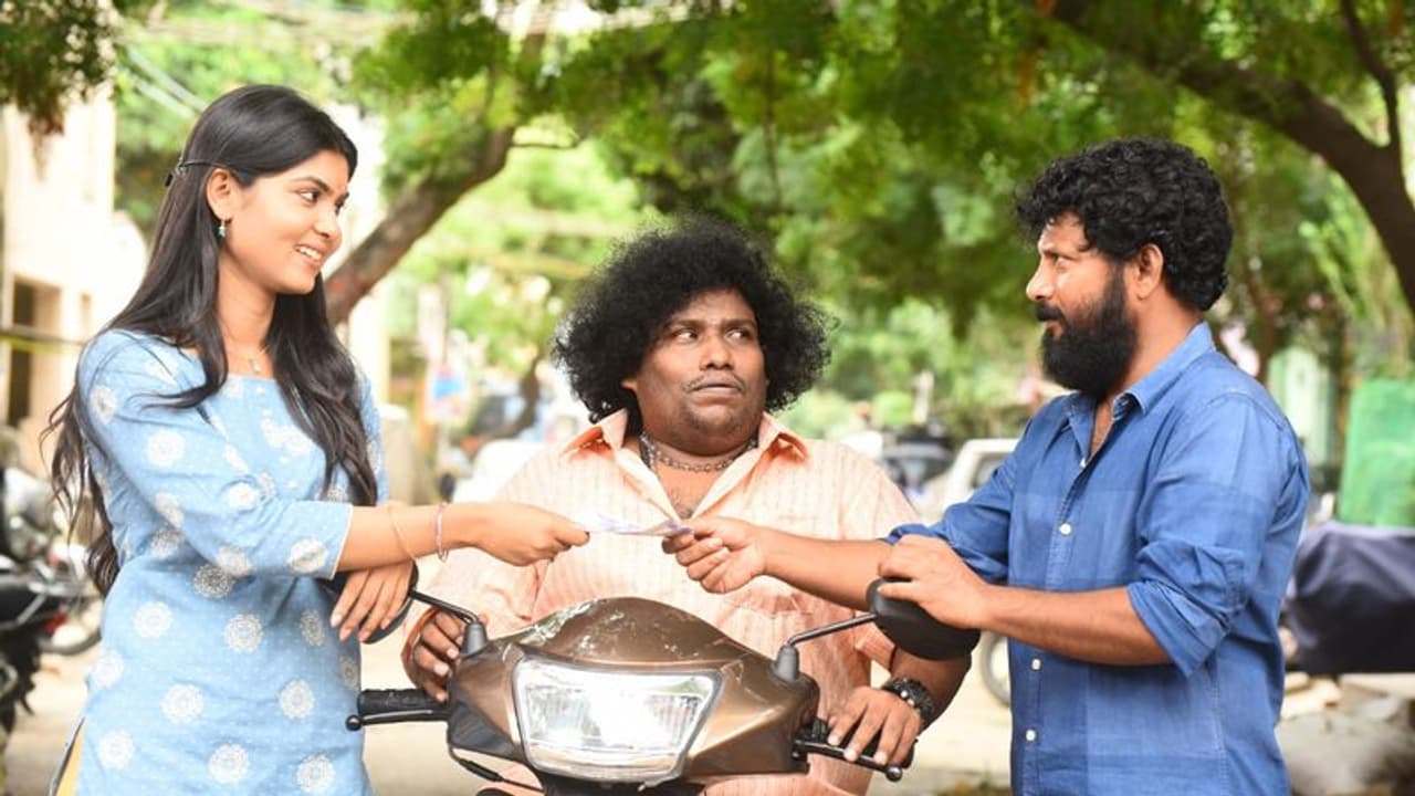 குடிப்பழக்கத்தால் ஏற்படும் விளைவுகளை நகைச்சுவையாக சொல்லும் ‘லோக்கல் சரக்கு’! குடிப்பழக்கத்தால் ஏற்படும் விளைவுகளை நகைச்சுவையாக சொல்லும் ‘லோக்கல் சரக்கு’!