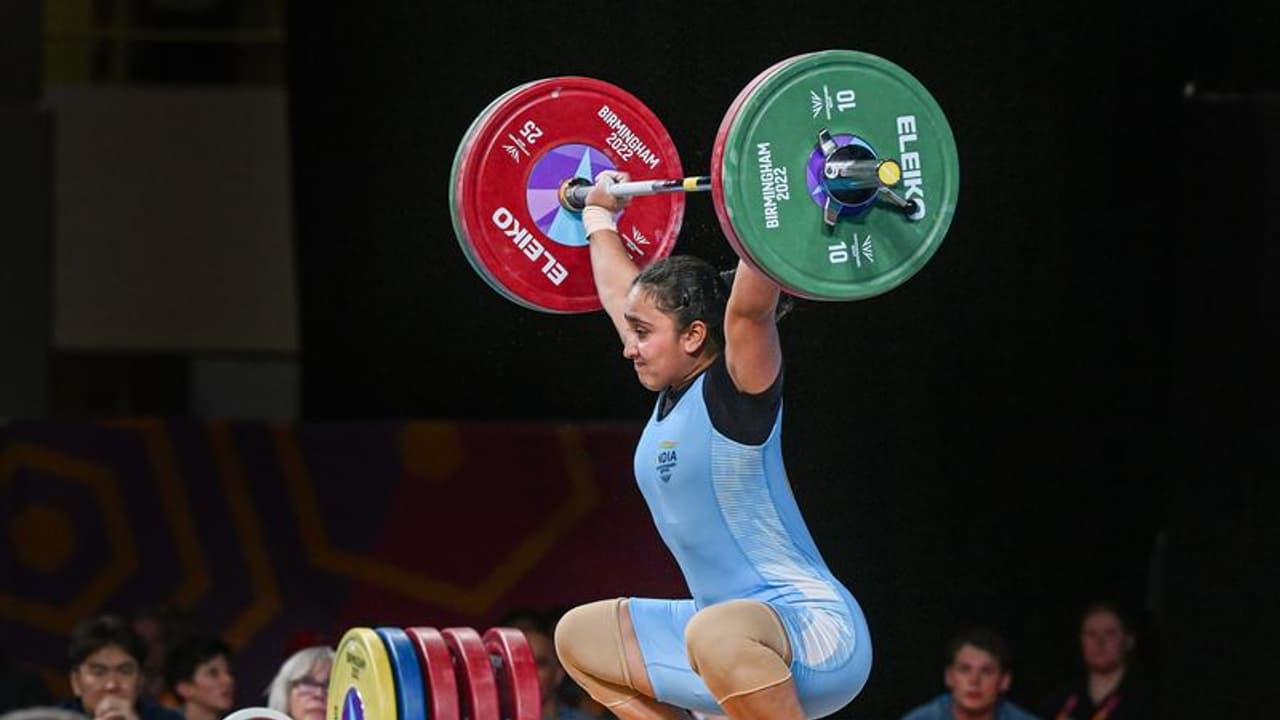 CWG 2022: కామన్వెల్త్ గేమ్స్.. వెయిట్లిఫ్టర్ హర్జిందర్ కౌర్ కు కాంస్యం.. CWG 2022: కామన్వెల్త్ గేమ్స్.. వెయిట్లిఫ్టర్ హర్జిందర్ కౌర్ కు కాంస్యం..