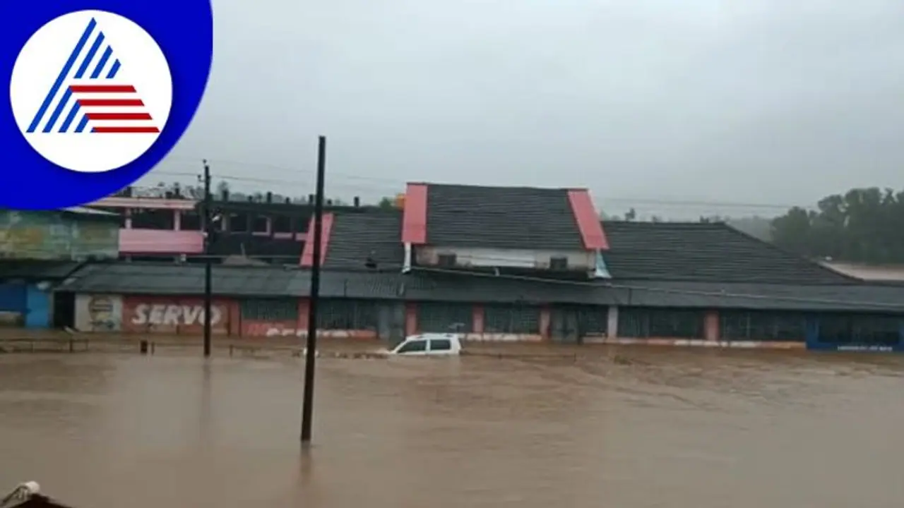 Uttara Kannada Rainfall; ಮಲಗಿದ್ದವರ ಮೇಲೆ ಮನೆ ಕುಸಿದು 4 ಮಂದಿ ದುರ್ಮರಣ