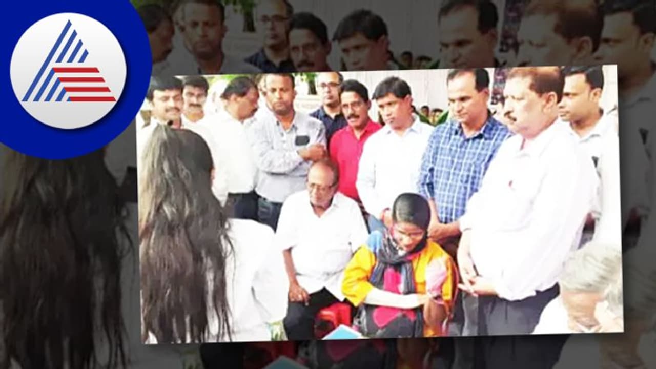 ಸುಸಜ್ಜಿತ ಆಸ್ಪತ್ರೆಗಾಗಿ ಪ್ರಧಾನಿಗೆ ರಕ್ತದಲ್ಲಿ ಪತ್ರ ಸುಸಜ್ಜಿತ ಆಸ್ಪತ್ರೆಗಾಗಿ ಪ್ರಧಾನಿಗೆ ರಕ್ತದಲ್ಲಿ ಪತ್ರ