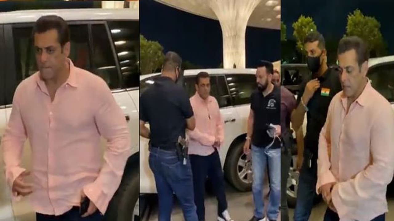 बुलेटप्रूफ कार से एयरपोर्ट पहुंचे सलमान खान, लाइसेंसी हथियार भी मिला बुलेटप्रूफ कार से एयरपोर्ट पहुंचे सलमान खान, लाइसेंसी हथियार भी मिला