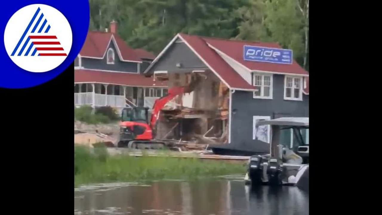 ಕೆಲಸದಿಂದ ವಜಾ: ಬೋಲ್ಡೋಜರ್ ತರಿಸಿ ಬಾಸ್ ಮನೆ ಬೀಳಿಸಿದ ಮಾಜಿ ಉದ್ಯೋಗಿ