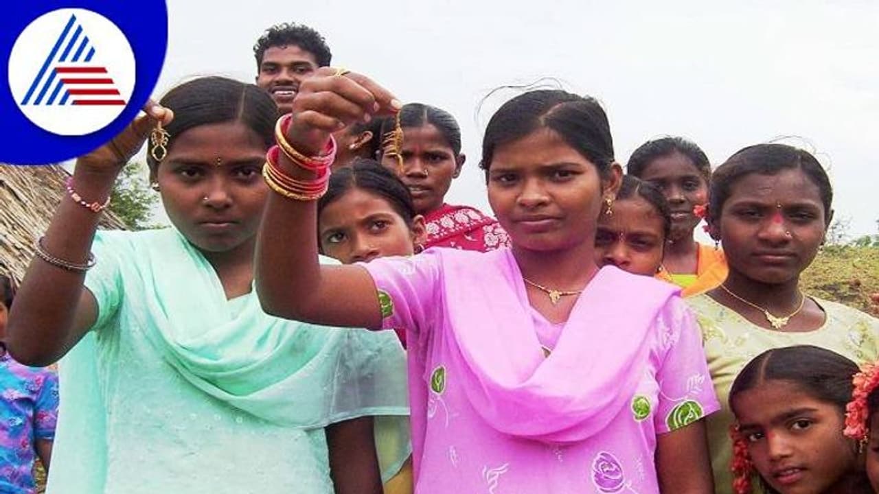 ಯಾದಗಿರಿ: ನಾಗರಪಂಚಮಿಯಂದು ಇಲ್ಲಿ ಚೇಳಿನ ಜಾತ್ರೆ..! ಯಾದಗಿರಿ: ನಾಗರಪಂಚಮಿಯಂದು ಇಲ್ಲಿ ಚೇಳಿನ ಜಾತ್ರೆ..!