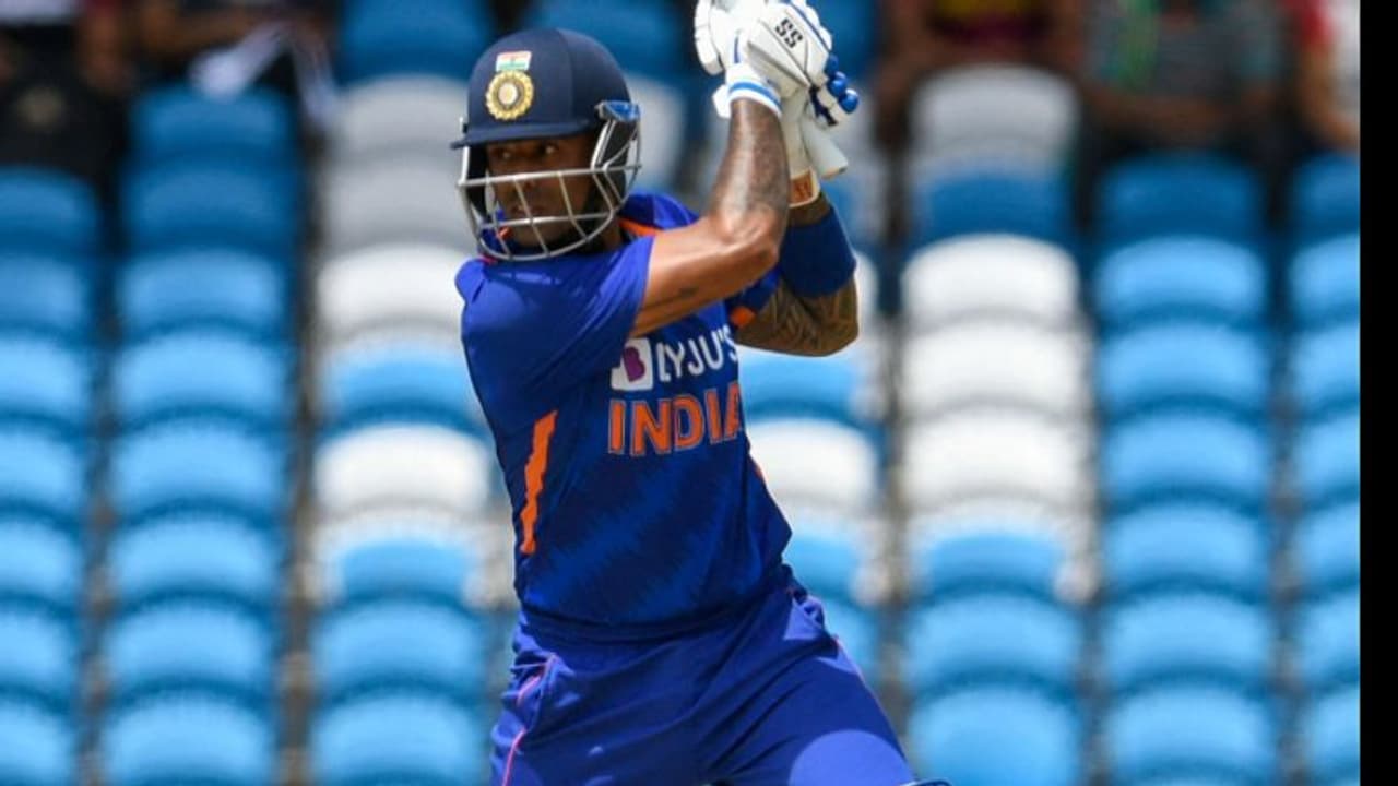 WI vs IND: வெஸ்ட் இண்டீஸ் பவுலிங்கை வெளுத்து வாங்கிய சூர்யகுமார் யாதவ்.! 3வது டி20யில் இந்தியா அபார வெற்றி WI vs IND: வெஸ்ட் இண்டீஸ் பவுலிங்கை வெளுத்து வாங்கிய சூர்யகுமார் யாதவ்.! 3வது டி20யில் இந்தியா அபார வெற்றி