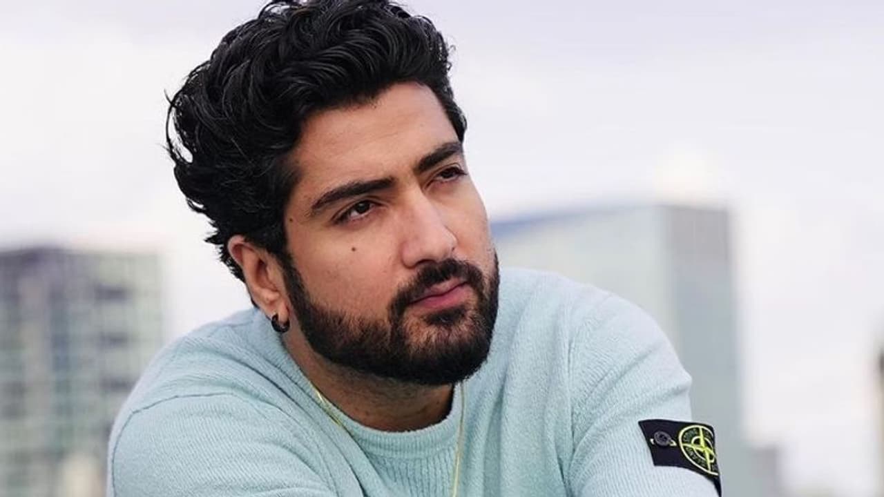 अब इस पंजाबी सिंगर को मिली जान से मारने की धमकी, सुरक्षा के लिए सीएम को लिखा लेटर अब इस पंजाबी सिंगर को मिली जान से मारने की धमकी, सुरक्षा के लिए सीएम को लिखा लेटर