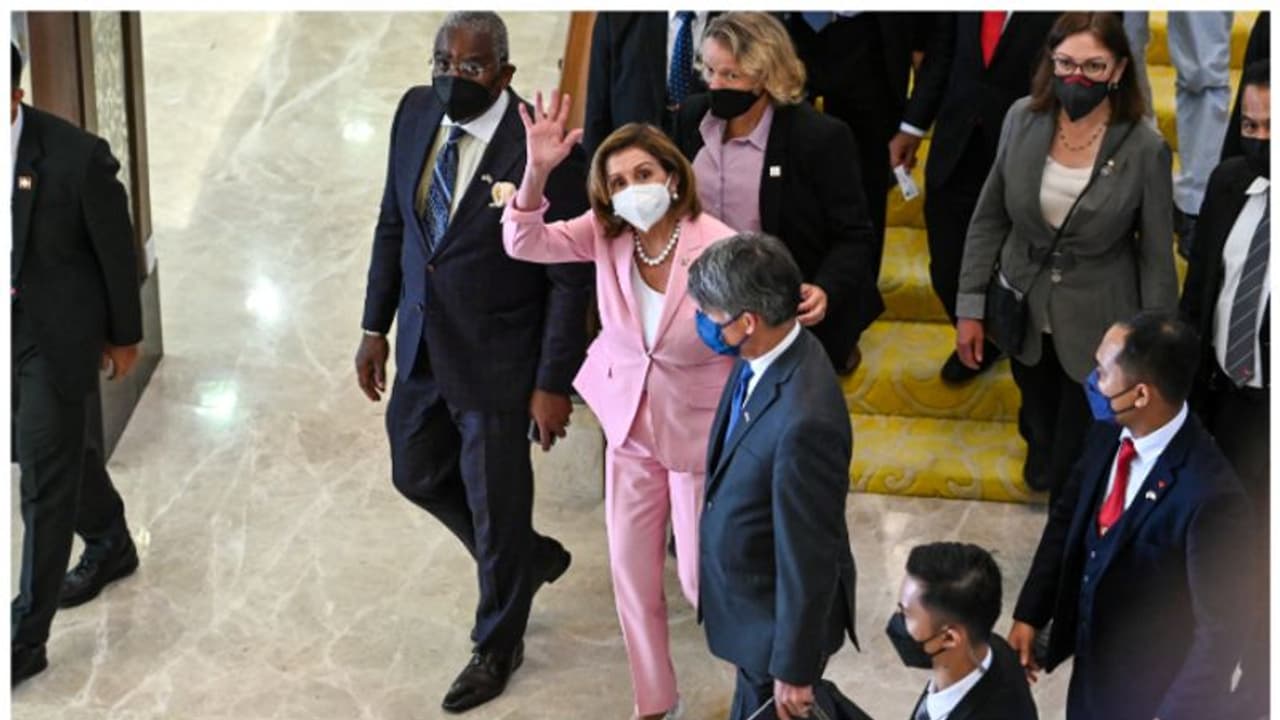  പെലോസിയുടെ തായ്‌വാൻ സന്ദർശനം; പ്രകോപിതരായി ചൈന, അതിർത്തിയിൽ സൈനിക സന്നാഹം കൂട്ടുന്നു