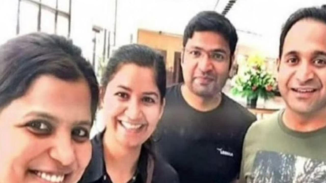 ಈ ಮನೆ ಮಕ್ಕಳೆಲ್ಲಾ ಐಎಎಸ್, ಐಪಿಎಸ್ ಅಫೀಸರ್‌ಗಳು: ಒಂದೇ ಮನೆಯಲ್ಲಿ 4 ಅಧಿಕಾರಿಗಳು