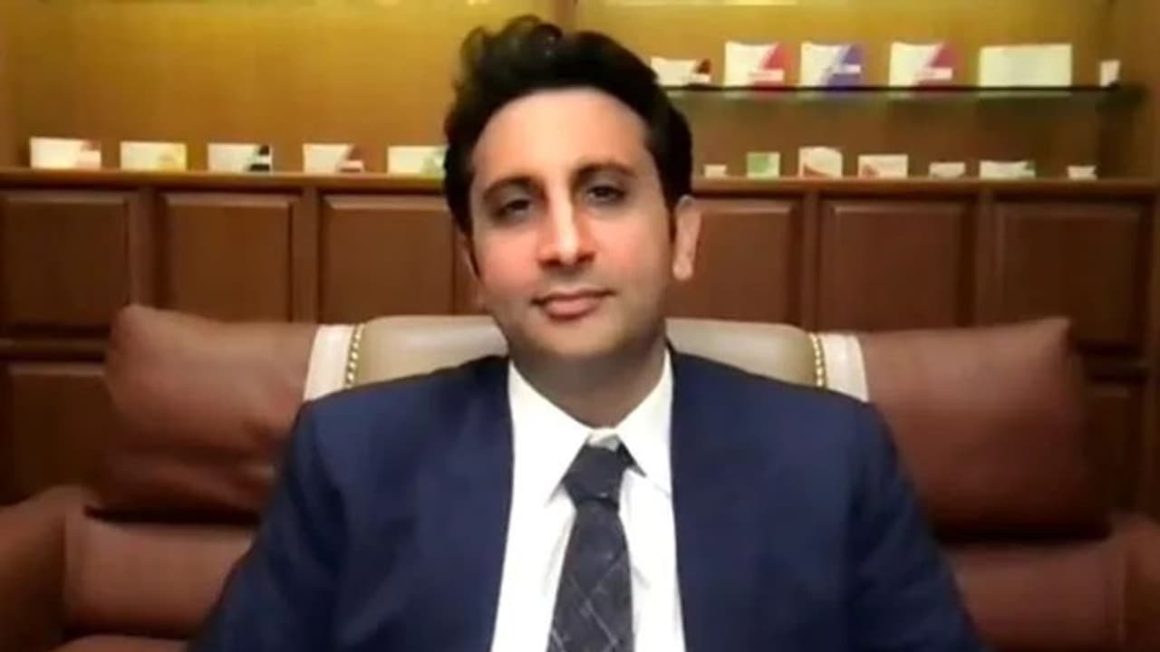 WhatsApp: ಸಿಇಒ ಪೂನಾವಾಲ ಹೆಸರಿನಲ್ಲಿ ಸೀರಂಗೆ 1 ಕೋಟಿ ವಂಚನೆ! WhatsApp: ಸಿಇಒ ಪೂನಾವಾಲ ಹೆಸರಿನಲ್ಲಿ ಸೀರಂಗೆ 1 ಕೋಟಿ ವಂಚನೆ!