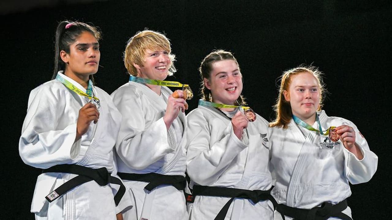 2 साल की उम्र में पिता का मर्डर, सब इंस्पेक्टर मां से भी दूरी, अब सिल्वर जीतकर तुलिका मान ने बढ़ाया देश का मान