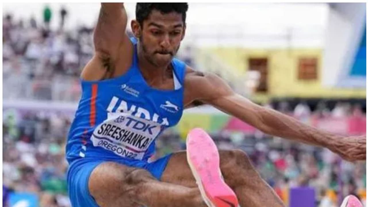 CWG 2022 : ഈ 'ശ്രീ' മുത്താണ്; ചരിത്ര നേട്ടം കുറിച്ച് എം ശ്രീശങ്കർ; ലോംഗ്ജംപിൽ അഭിമാനമുയർത്തുന്ന വെള്ളിനേട്ടം CWG 2022 : ഈ 'ശ്രീ' മുത്താണ്; ചരിത്ര നേട്ടം കുറിച്ച് എം ശ്രീശങ്കർ; ലോംഗ്ജംപിൽ അഭിമാനമുയർത്തുന്ന വെള്ളിനേട്ടം