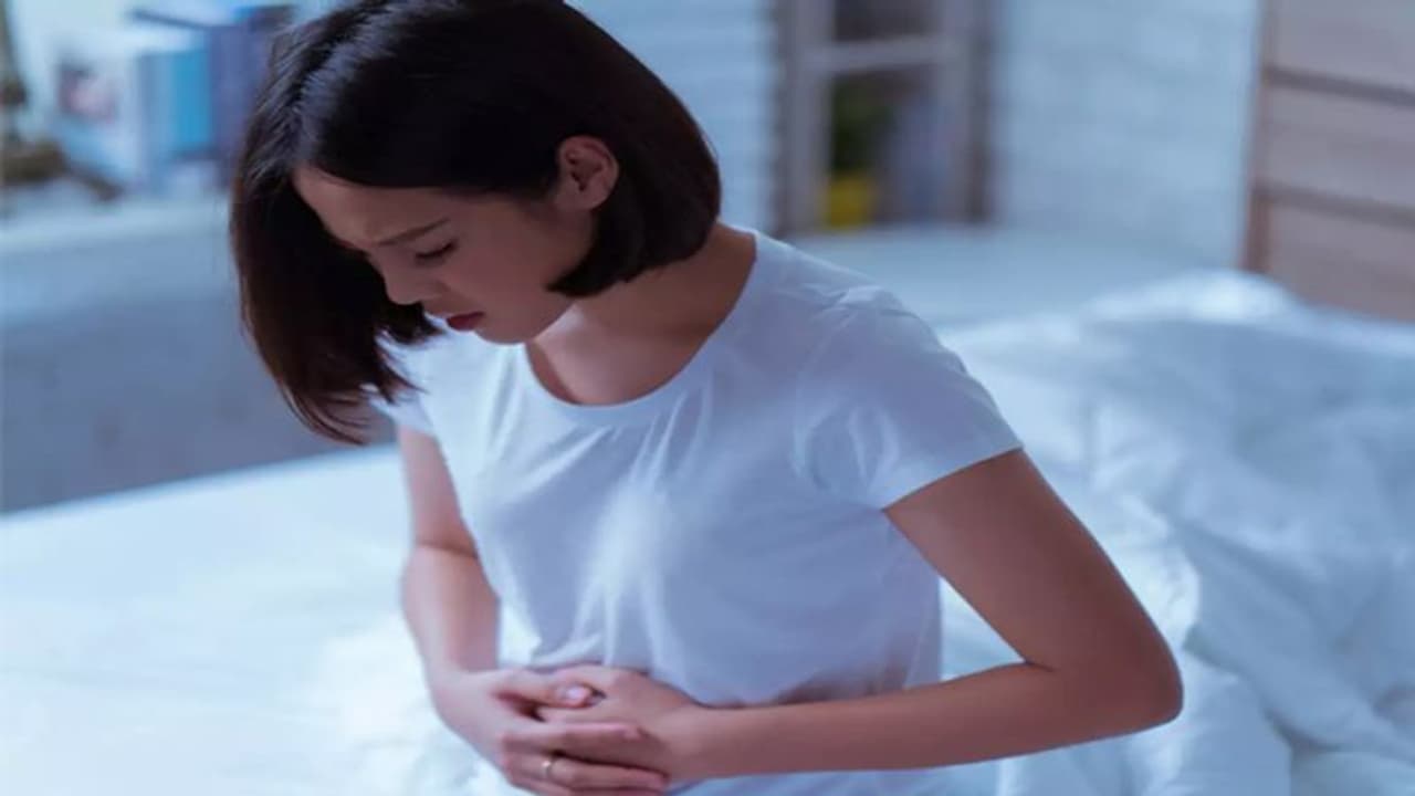 Pcos या अनियमित पीरियड से हैं परेशान तो अपनी डाइट में शामिल करें यह चार सुपर हेल्दी ड्रिंक Pcos या अनियमित पीरियड से हैं परेशान तो अपनी डाइट में शामिल करें यह चार सुपर हेल्दी ड्रिंक