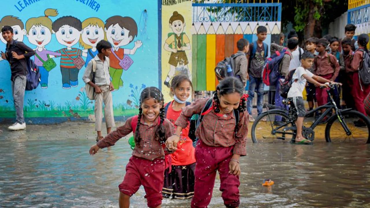 Monsoon Update: कई राज्यों में हो सकती है भारी बारिश, जानिए आपके राज्य में क्या है अलर्ट