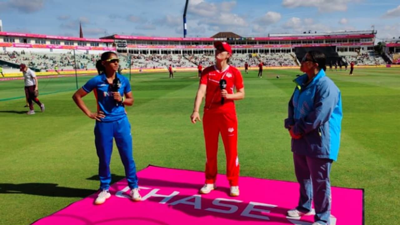 মেগা সেমি ফাইনালে ব্রিটিশদের বিরুদ্ধে টস জিতল ভারত, ব্যাটিংয়ের সিদ্ধান্ত হরমনপ্রীত কউরের