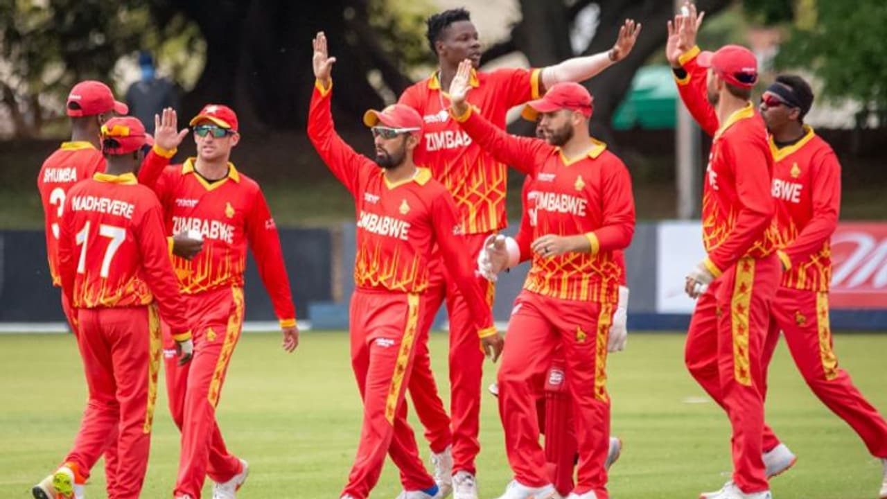 Zimbabwe: గత వైభవం దిశగా జింబాబ్వే.. టీమిండియాకు షాక్ తప్పదా..? Zimbabwe: గత వైభవం దిశగా జింబాబ్వే.. టీమిండియాకు షాక్ తప్పదా..?