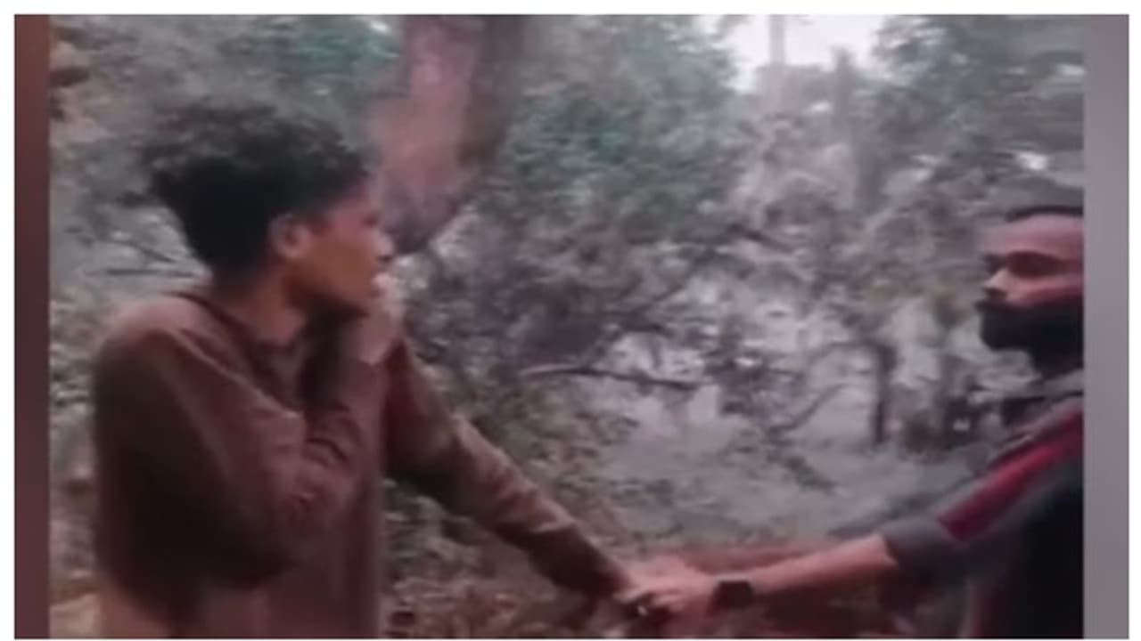 അസഭ്യം പറഞ്ഞത് ചോദ്യംചെയ്തു, കൊല്ലത്ത് യുവാവിനെ വിളിച്ചുവരുത്തി കാലുപിടിപ്പിച്ചു, ക്രൂരമായി മര്ദ്ദിച്ചു അസഭ്യം പറഞ്ഞത് ചോദ്യംചെയ്തു, കൊല്ലത്ത് യുവാവിനെ വിളിച്ചുവരുത്തി കാലുപിടിപ്പിച്ചു, ക്രൂരമായി മര്ദ്ദിച്ചു