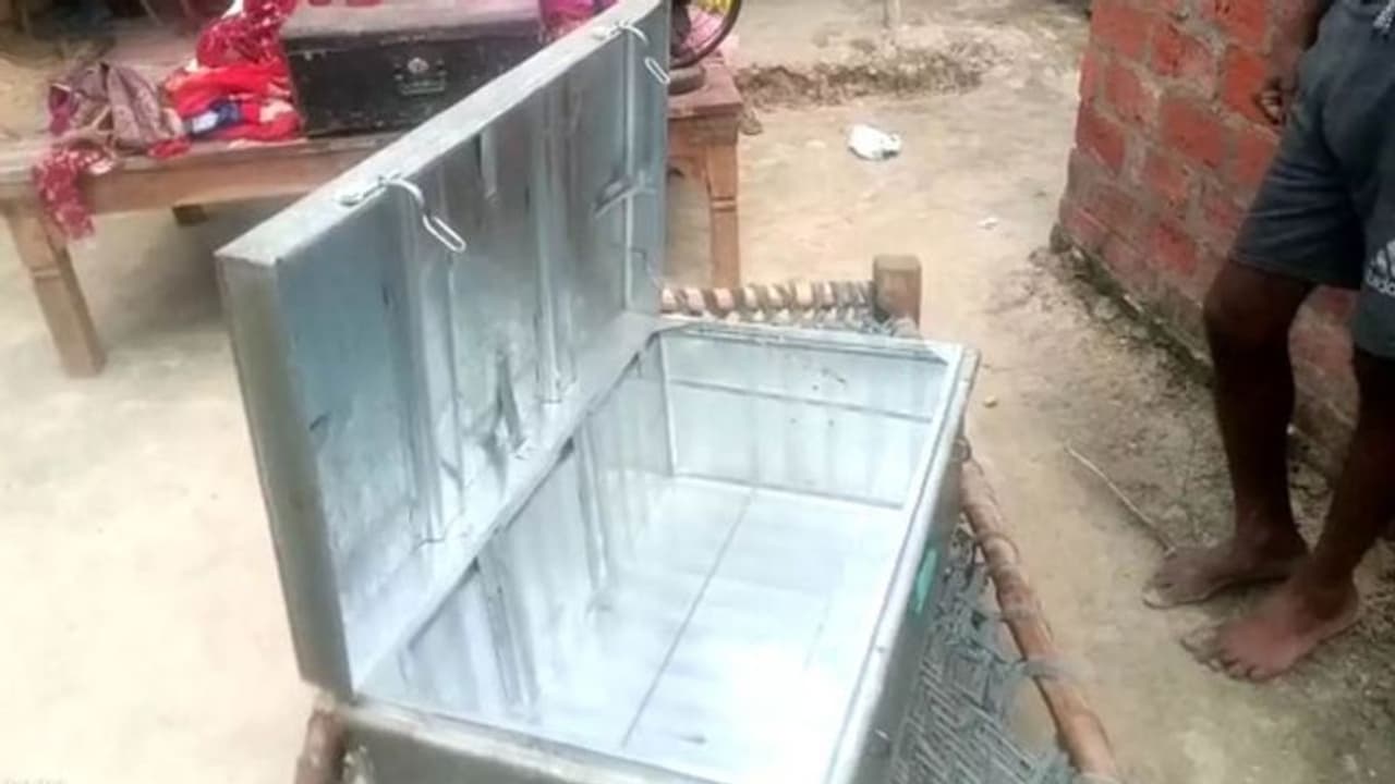 रायबरेली में हुई अनोखी चोरी, मट्ठा पीने के साथ साथ देशी घी और अचार भी ले गए, जानें पूरा मामला रायबरेली में हुई अनोखी चोरी, मट्ठा पीने के साथ साथ देशी घी और अचार भी ले गए, जानें पूरा मामला