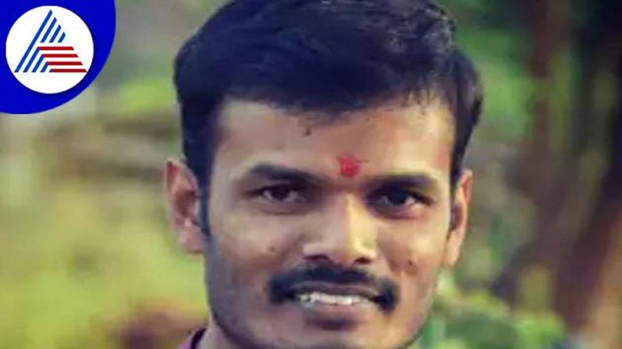 ಚಾಮರಾಜನಗರ: ಸಾವಿನಲ್ಲೂ ಸಾರ್ಥಕತೆ, ಮಗನ ಅಂಗಾಂಗ ದಾನ ಮಾಡಿದ ತಂದೆ ತಾಯಿ ಚಾಮರಾಜನಗರ: ಸಾವಿನಲ್ಲೂ ಸಾರ್ಥಕತೆ, ಮಗನ ಅಂಗಾಂಗ ದಾನ ಮಾಡಿದ ತಂದೆ ತಾಯಿ