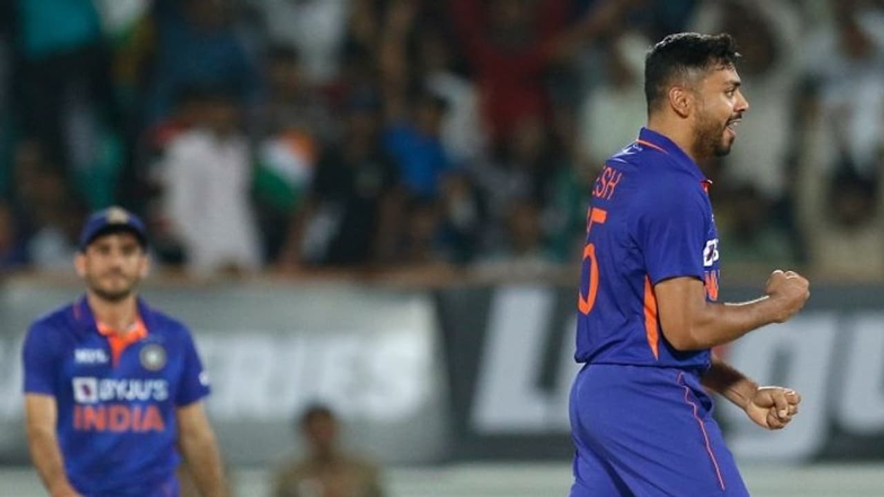 ব্যাটে বলে দুরন্ত টিম ইন্ডিয়া, এক ম্যাচ বাকি থাকতেই ক্যারিবিয়ানদদের বিরুদ্ধে টি২০ সিরিজ জয় ব্যাটে বলে দুরন্ত টিম ইন্ডিয়া, এক ম্যাচ বাকি থাকতেই ক্যারিবিয়ানদদের বিরুদ্ধে টি২০ সিরিজ জয়