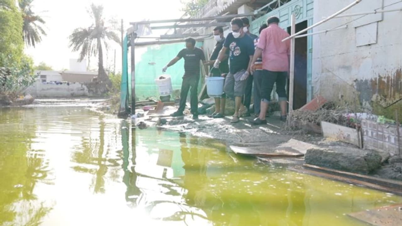 യുഎഇയിലെ മഴയില് പാസ്പോര്ട്ട് അടക്കമുള്ള രേഖകള് നഷ്ടമായ പ്രവാസികള് ആശങ്കയില് യുഎഇയിലെ മഴയില് പാസ്പോര്ട്ട് അടക്കമുള്ള രേഖകള് നഷ്ടമായ പ്രവാസികള് ആശങ്കയില്