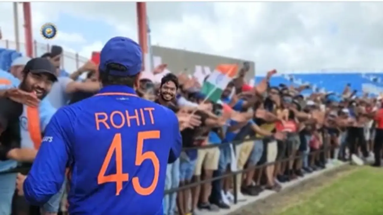 ഈ ആവേശം മറക്കാന്‍ പറ്റുവോ; ഫ്ലോറിഡയില്‍ ആരാധകരെ നേരില്‍ക്കണ്ട് നന്ദിയറിയിച്ച് രോഹിത് ശര്‍മ്മ