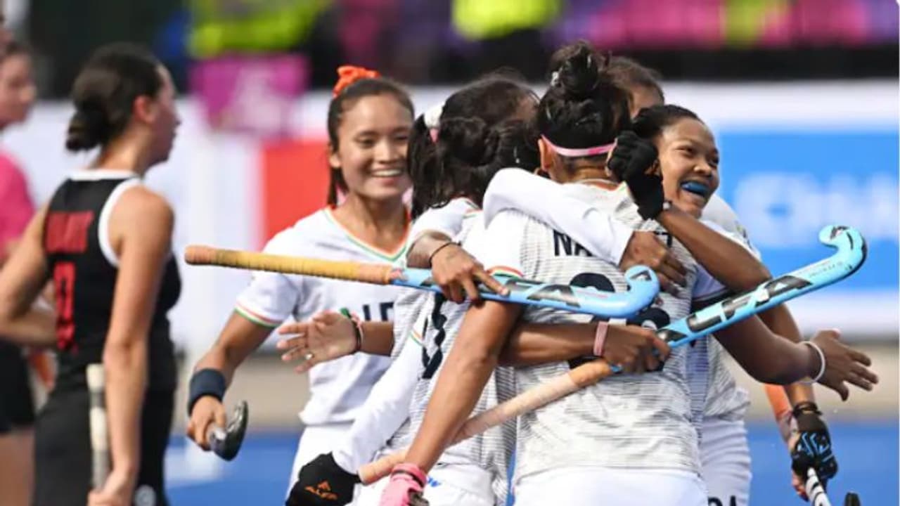 CWG 2022 : ഗോള്‍കീപ്പര്‍ സവിത ഹീറോ; വനിതാ ഹോക്കിയില്‍ ഇന്ത്യക്ക് വെങ്കലം 