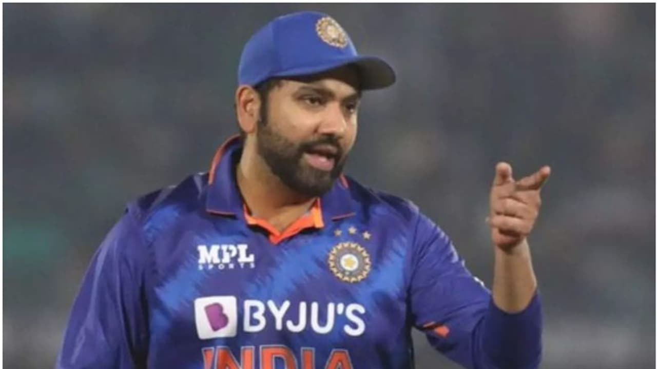 രോഹിത് ഹിറ്റ് അല്ല ഹീറ്റ് മാനായി; ഇന്ത്യൻ താരങ്ങൾ ഇനി കളത്തിൽ തമാശ കളിക്ക് നിക്കില്ല! വീഡിയോ