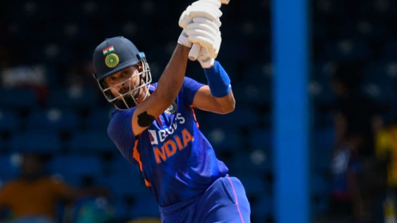 സഞ്ജു നിരാശപ്പെടുത്തി, ഫോം വീണ്ടെടുത്ത് ശ്രേയസ് അയ്യര്‍; വെസ്റ്റ് ഇന്‍ഡീസിനെതിരെ ഇന്ത്യക്ക് മികച്ച സ്‌കോര്‍