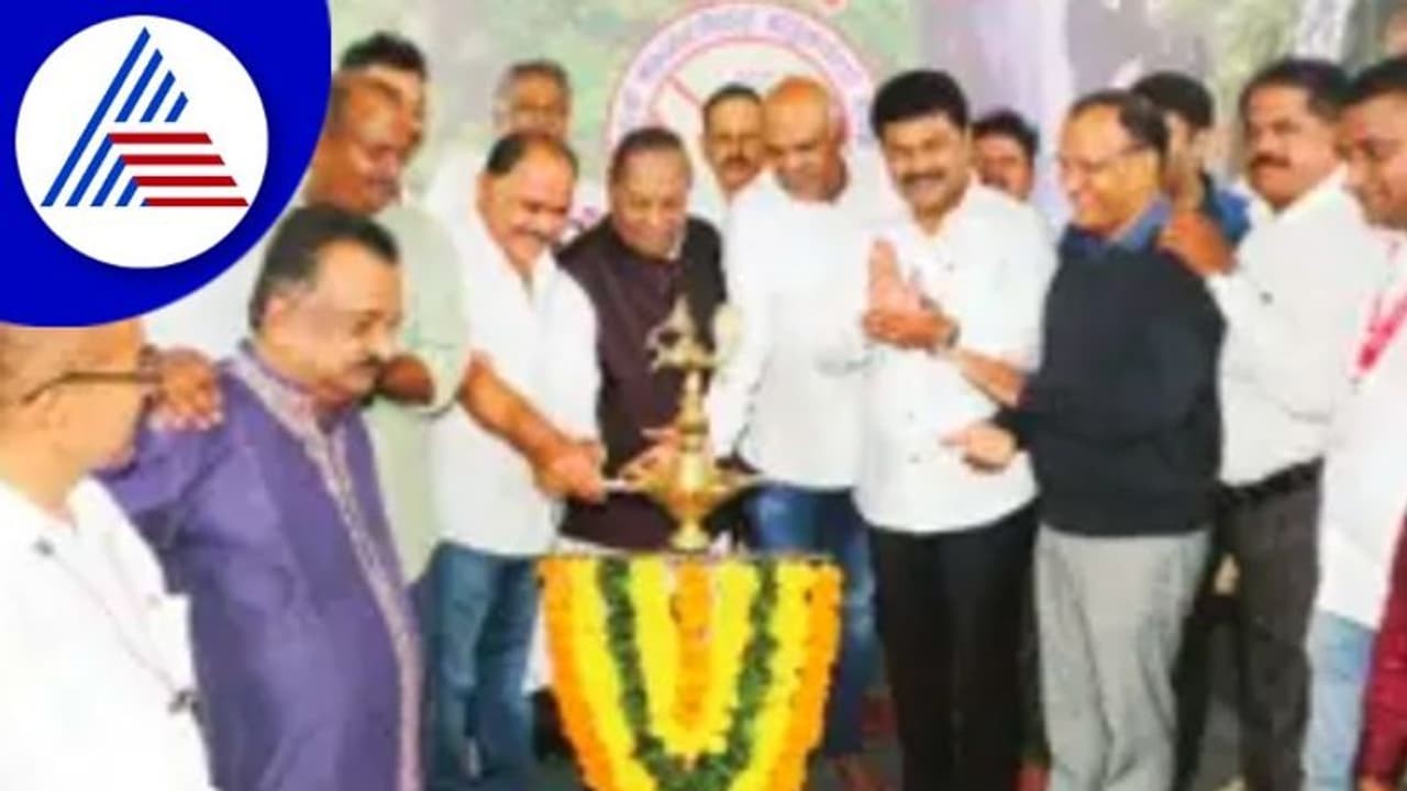 ಪತ್ರಿಕೆಗಳು ಪಕ್ಷದ ಮುಖವಾಣಿ ಆಗಬಾರದು: ಈಶ್ವರಪ್ಪ ಪತ್ರಿಕೆಗಳು ಪಕ್ಷದ ಮುಖವಾಣಿ ಆಗಬಾರದು: ಈಶ್ವರಪ್ಪ