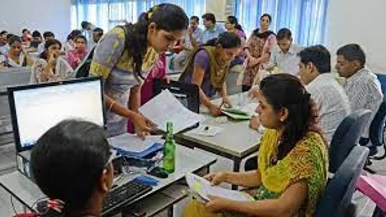 Engineering: பொறியியல் படிப்பிற்கான சேர்க்கை எப்போது.? விண்ணப்பம் சமர்பிக்க கடைசி நாள் என்ன.?வெளியான அறிவிப்பு