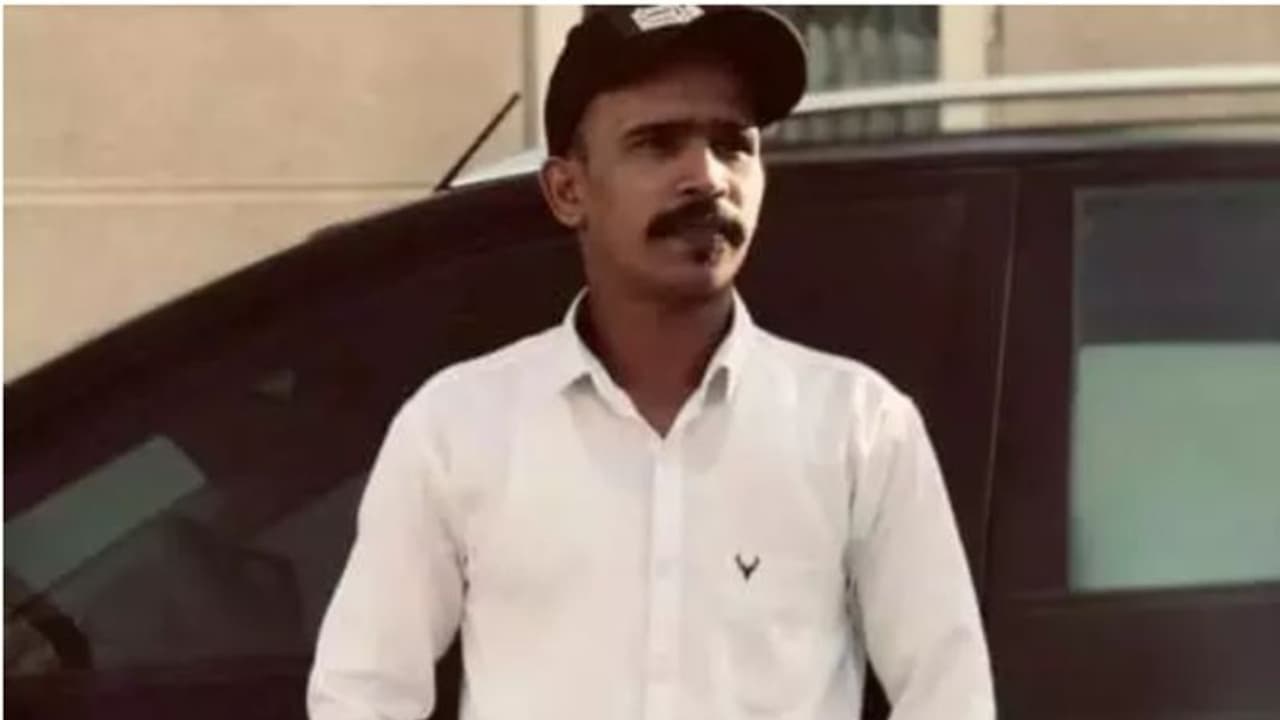 പ്രവാസി മലയാളി യുവാവ് താമസ സ്ഥലത്ത് മരിച്ചു പ്രവാസി മലയാളി യുവാവ് താമസ സ്ഥലത്ത് മരിച്ചു