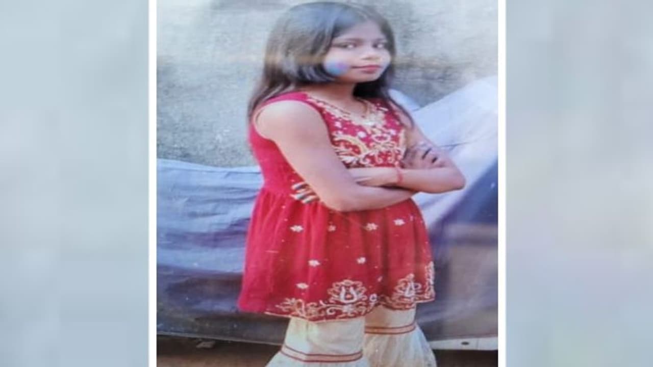 जमशेदपुर डबल मर्डर केस: बेटी का सुसाइड नोट पापा ने मम्मी को दी मौत, इसलिए मैंने उनको मारा, अब मैं मरने जा रही जमशेदपुर डबल मर्डर केस: बेटी का सुसाइड नोट पापा ने मम्मी को दी मौत, इसलिए मैंने उनको मारा, अब मैं मरने जा रही