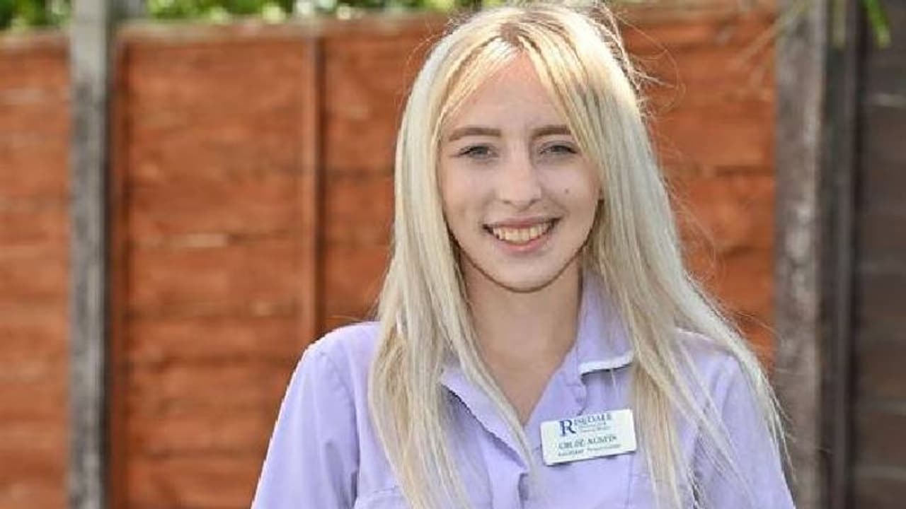 പകുതിക്ക് വച്ച് രണ്ടായി ഒടിഞ്ഞു, ജീവിതത്തിലേക്ക് തിരികെ വരില്ലെന്ന് ഡോക്ടർമാരും പറഞ്ഞു, തിരികെ വന്ന് യുവതി