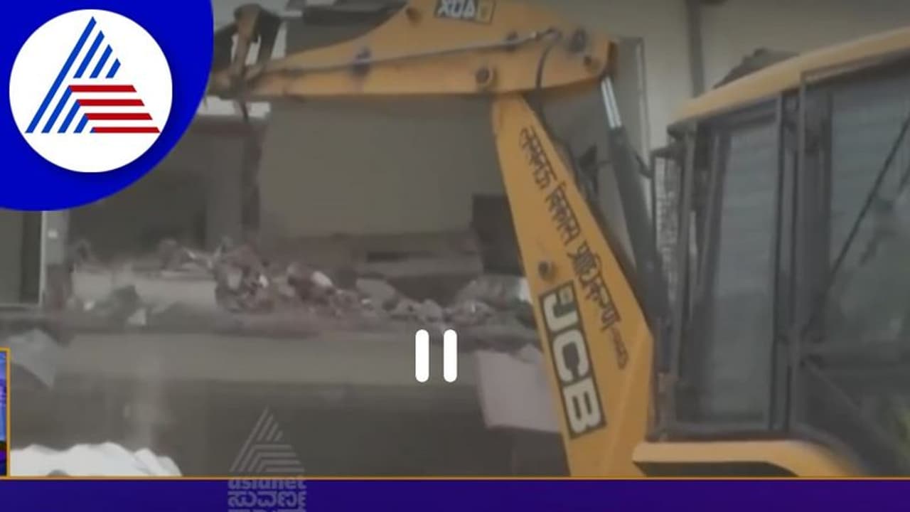 Dengue ರೋಗಿಗೆ ಪ್ಲೇಟ್‌ಲೆಟ್ಸ್‌ ಬದಲು ಜ್ಯೂಸ್‌ ನೀಡಿದ ಆಸ್ಪತ್ರೆಗೆ ಡೆಮಾಲಿಷನ್‌ ನೋಟಿಸ್..!