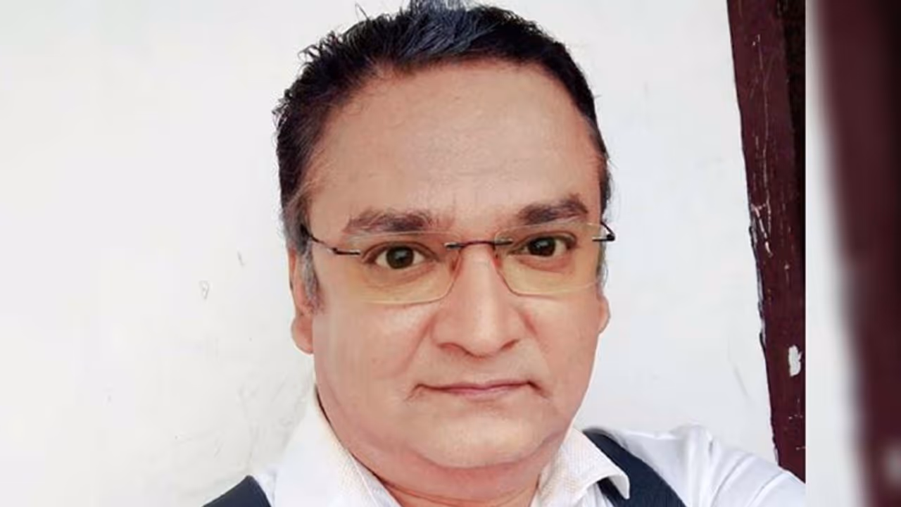 क्या इस कारण बंगाली एक्टर सैबल भट्टाचार्य ने की आत्महत्या की कोशिश, अस्पताल में भर्ती, हालत स्थिर क्या इस कारण बंगाली एक्टर सैबल भट्टाचार्य ने की आत्महत्या की कोशिश, अस्पताल में भर्ती, हालत स्थिर