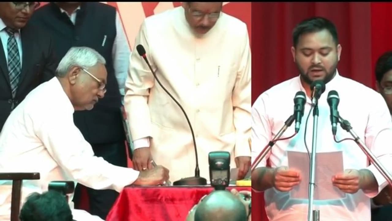 पीएम बनने के सवाल पर नीतीश कुमार ने दे दिया चौंकाने वाला बयान, बोले मेरे पास आ रहे कई कॉल पीएम बनने के सवाल पर नीतीश कुमार ने दे दिया चौंकाने वाला बयान, बोले मेरे पास आ रहे कई कॉल