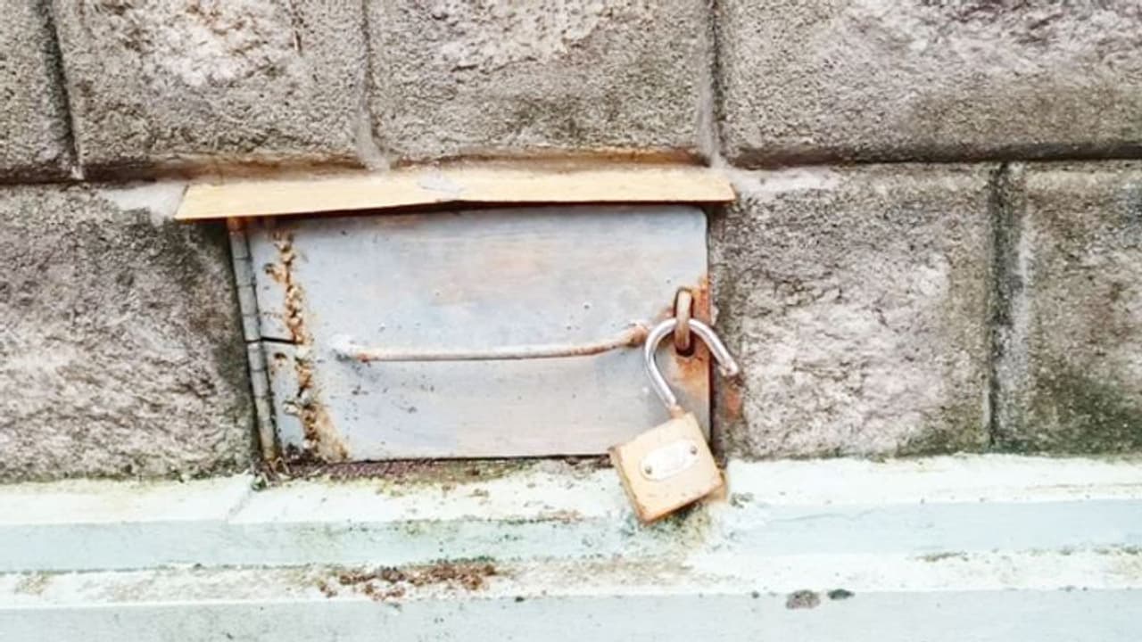 കരുവാരകുണ്ടില് ആരാധനാലയങ്ങള് കേന്ദ്രീകരിച്ച് മോഷണങ്ങള് പതിവാകുന്നു കരുവാരകുണ്ടില് ആരാധനാലയങ്ങള് കേന്ദ്രീകരിച്ച് മോഷണങ്ങള് പതിവാകുന്നു