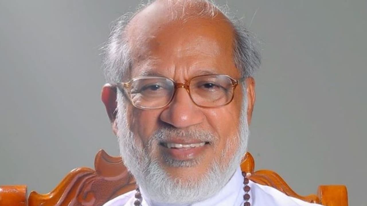 ഭൂമിയിടപാട് കേസ്: കേസിൽ കക്ഷി ചേരണമെന്ന് പരാതിക്കാരനും; ആലഞ്ചേരിക്കെതിരെ സുപ്രീം കോടതിയിൽ ഭൂമിയിടപാട് കേസ്: കേസിൽ കക്ഷി ചേരണമെന്ന് പരാതിക്കാരനും; ആലഞ്ചേരിക്കെതിരെ സുപ്രീം കോടതിയിൽ