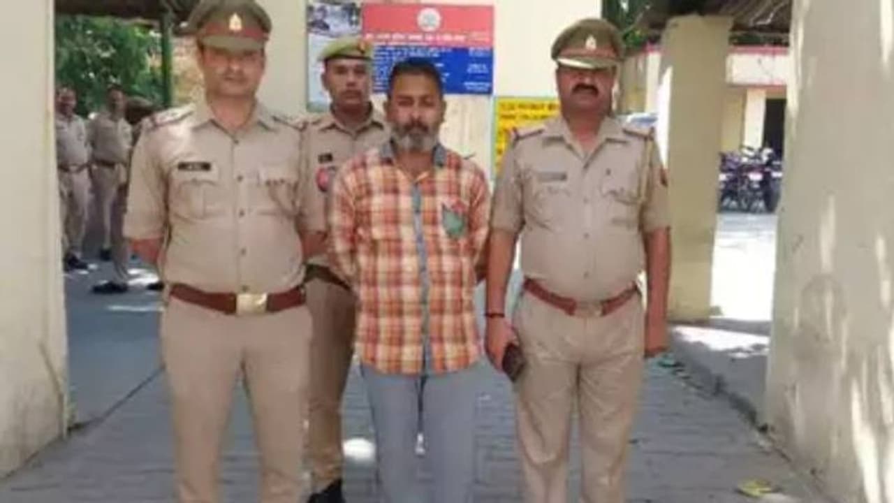 കൂട്ടബലാത്സംഗം, 12 കാരിയെ ഗര്ഭിണിയാക്കി, ഒളിവിൽ കഴിഞ്ഞ സഹോദരങ്ങൾ 28 വര്ഷത്തിന് ശേഷം പിടിയിൽ കൂട്ടബലാത്സംഗം, 12 കാരിയെ ഗര്ഭിണിയാക്കി, ഒളിവിൽ കഴിഞ്ഞ സഹോദരങ്ങൾ 28 വര്ഷത്തിന് ശേഷം പിടിയിൽ