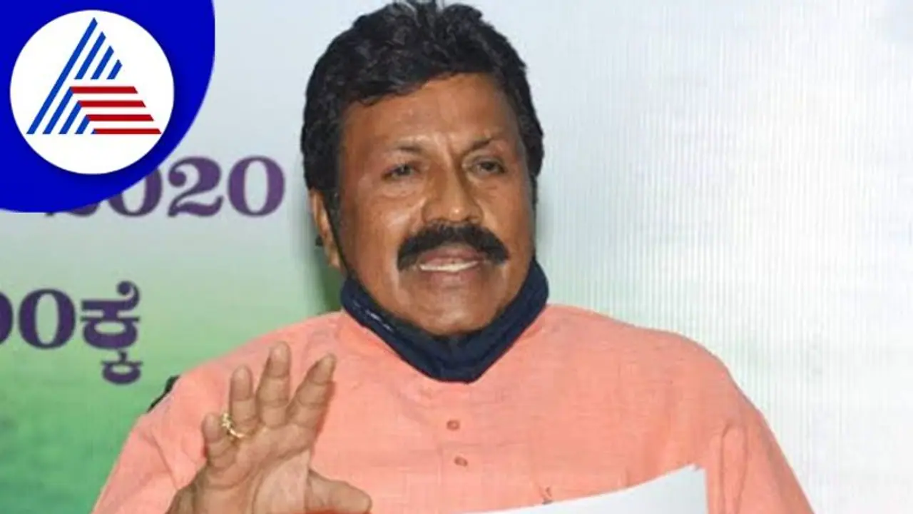 ಕೋವಿಡ್ ಪರಿಸ್ಥಿತಿ ಬಗ್ಗೆ ಸಚಿವ ಬಿಸಿ ಪಾಟೀಲ ಆನ್ ಲೈನ್ ಮೀಟಿಂಗ್, ಮಾರ್ಗಸೂಚಿ ಪಾಲಿಸುವಂತೆ ಸೂಚನೆ