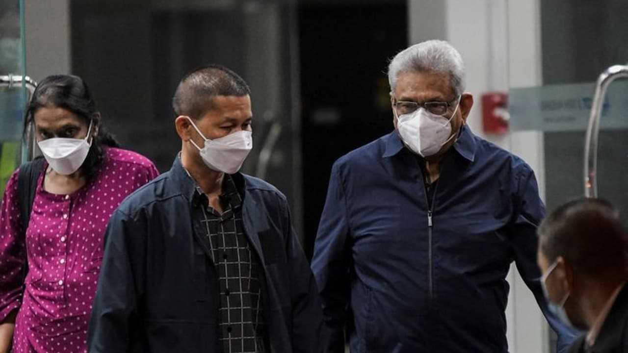 சிங்கப்பூரில் தங்குவதற்கான அவகாசம் முடிந்தது… தாய்லாந்துக்கு சென்றார் கோட்டபய ராஜபக்சே!!