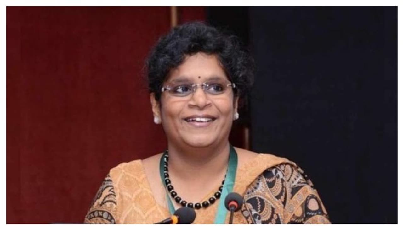 ഇന്ത്യൻ സ്ത്രീകൾ അനു​ഗ്രഹിക്കപ്പെട്ടവർ, മനുസ്മൃതി സ്ത്രീകൾക്ക് മാന്യമായ സ്ഥാനം നൽകുന്നു: ഹൈക്കോടതി ജഡ്ജി