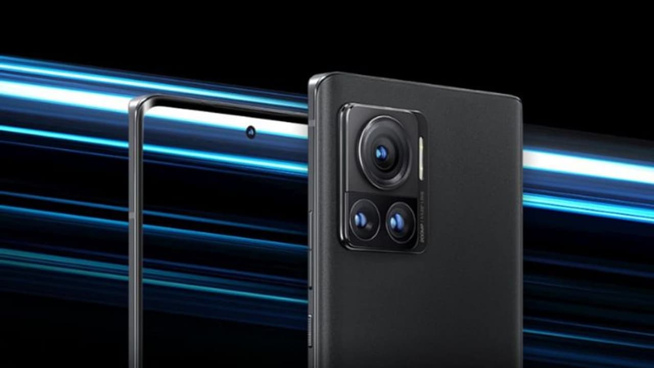 Motorola X30 Pro: मोटो ने लॉन्च किया दुनिया का पहला 200MP कैमरा वाला स्मार्टफोन, 8K वीडियो भी कर पाएंगे शूट