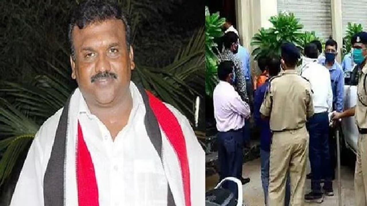 அதிமுக முன்னாள் எம்எல்ஏ வீட்டில் சோதனை… ரூ.20 லட்சம் மதிப்பிலான கிரிப்டோ கரன்சி முதலீடு கண்டுபிடிப்பு!! 