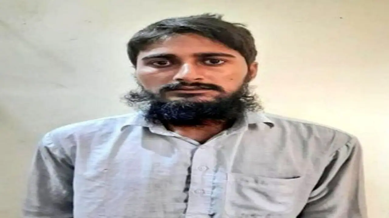 आतंकी नदीम को 14 दिन के लिए भेजा गया जेल, नूपुर शर्मा की हत्या के साथ दहशत फैलाने का मिला था काम आतंकी नदीम को 14 दिन के लिए भेजा गया जेल, नूपुर शर्मा की हत्या के साथ दहशत फैलाने का मिला था काम