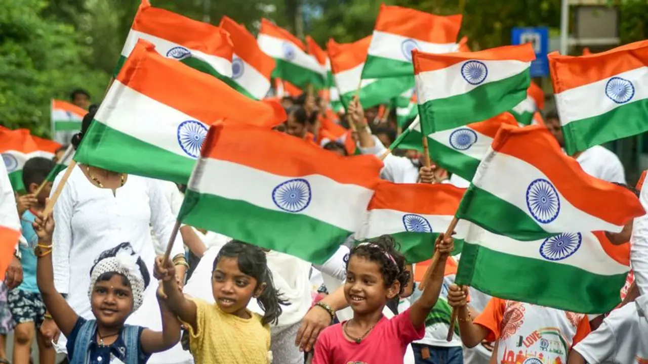 রাত পোহালেই ৭৫ তম স্বাধীনতা দিবস, জেনে নিন দিনটি কত মানুষের আত্মবলিদানের সাক্ষী রাত পোহালেই ৭৫ তম স্বাধীনতা দিবস, জেনে নিন দিনটি কত মানুষের আত্মবলিদানের সাক্ষী
